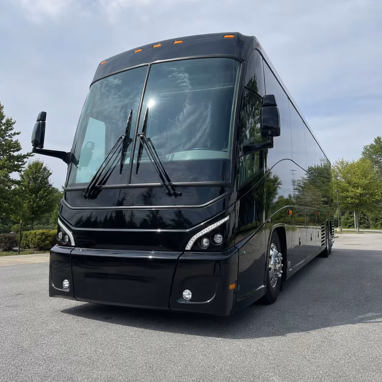 call to book long distance transportation from cedar park today