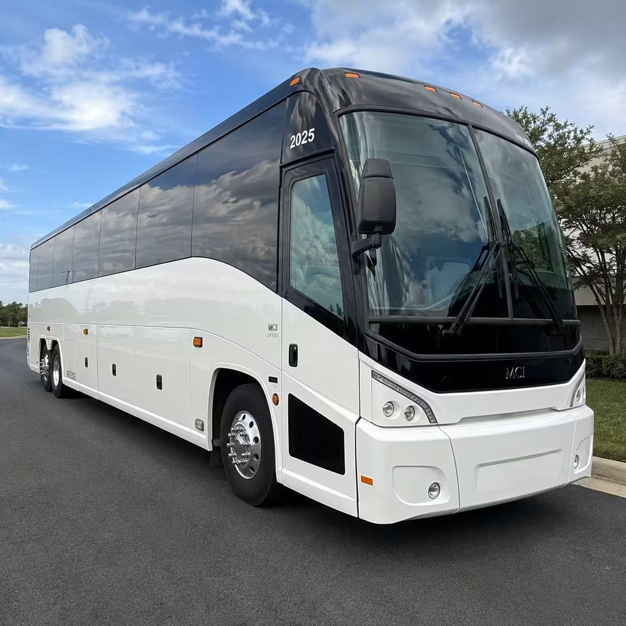 cedar park 56 passenger charter bus rental