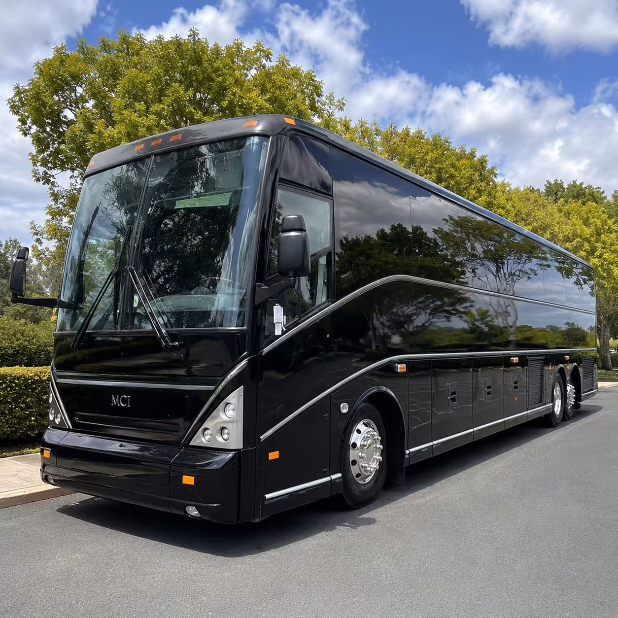 cedar park charter bus rentals to austin bergstrom airport