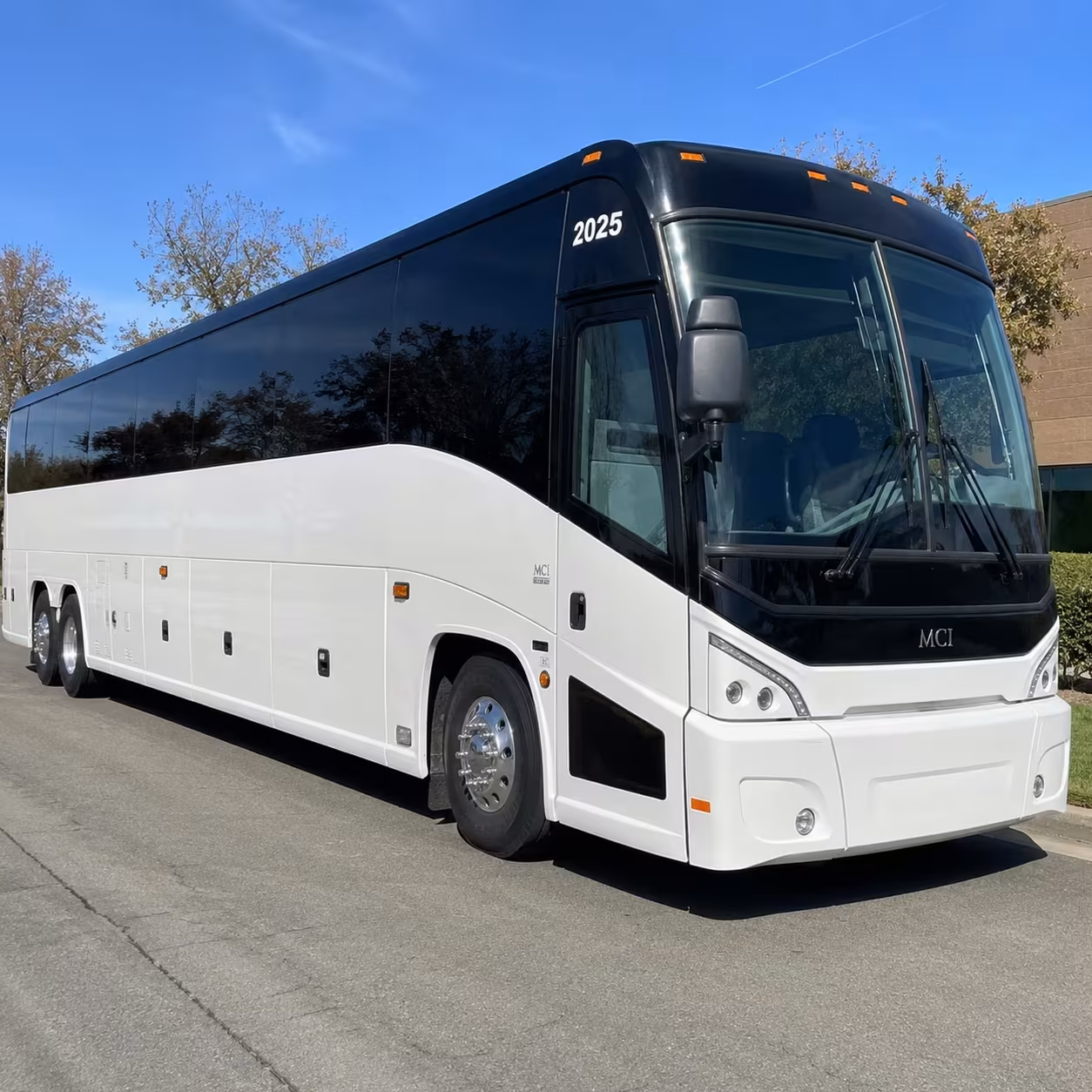 cedar park wedding transportation for guests and wedding parties
