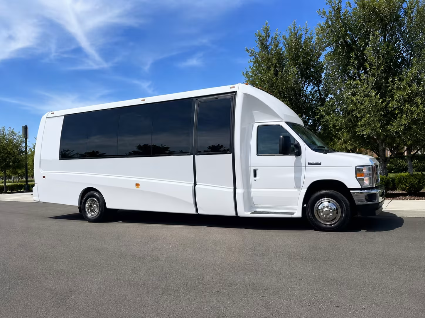 minibuses and charter buses for larger cedar park prom groups